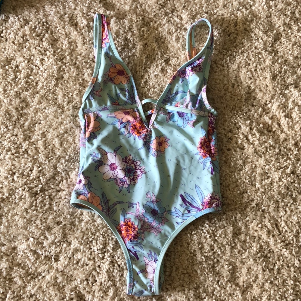 Somedays Lovin One Piece